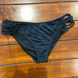 Black ruched bikini bottoms